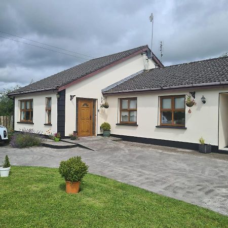 Milltown Apartment ゴールウェイ エクステリア 写真