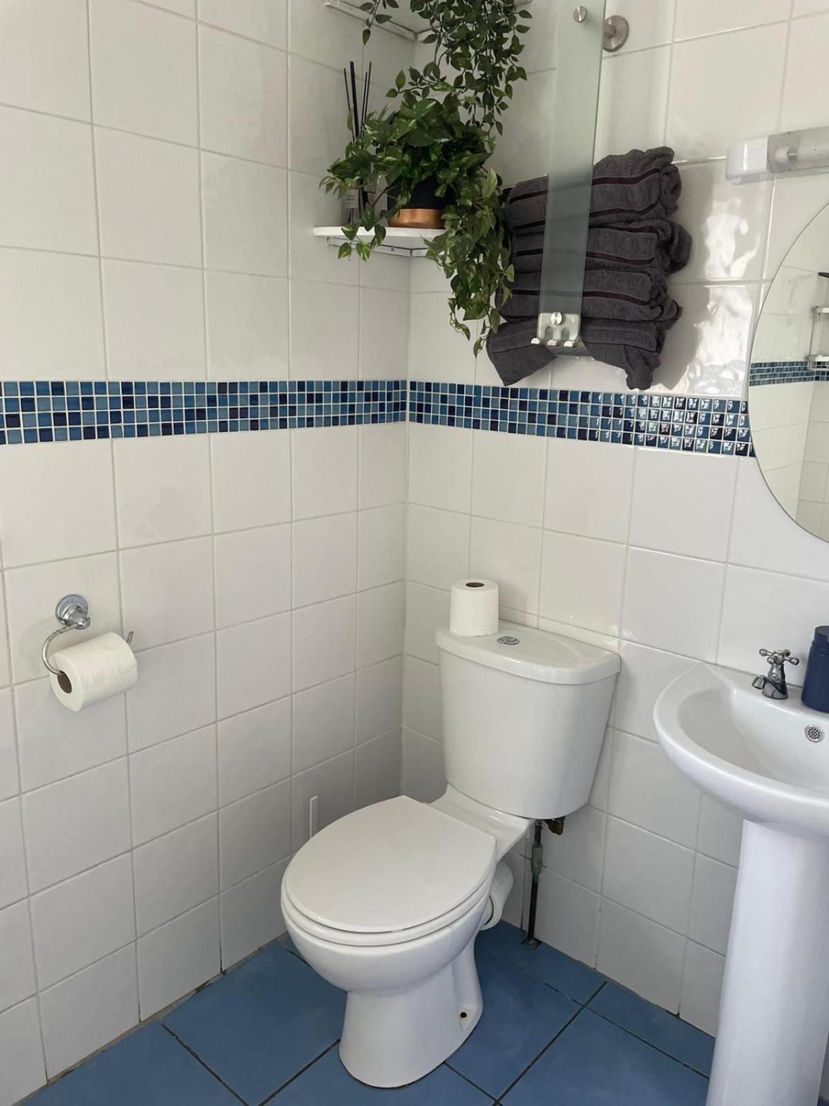 Milltown Apartment ゴールウェイ エクステリア 写真